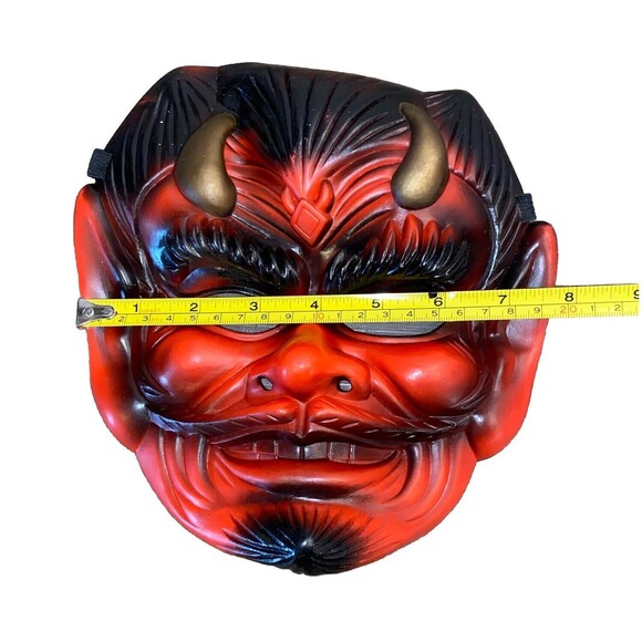 Classic 10r Adjustable Halloween Costume Mask - Picture 8 of 9